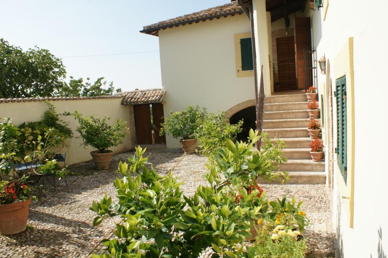 La Palombaia Guest House Spoleto Exterior photo